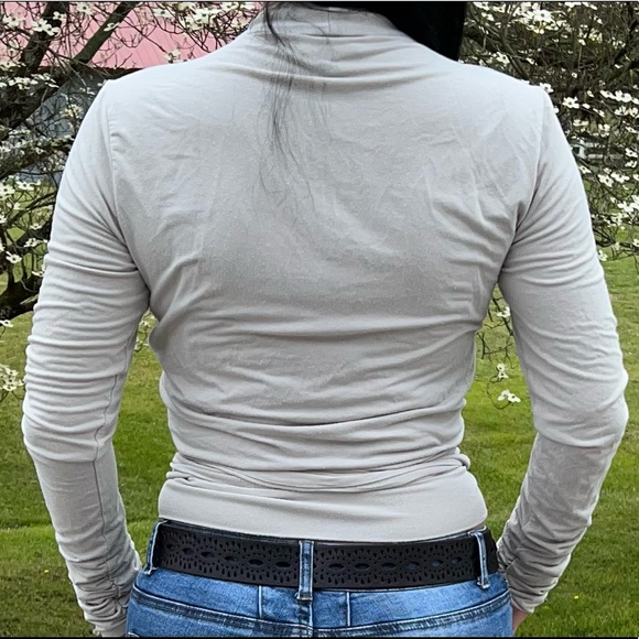 🌼🌷🌼VERSACE SPORT WOMEN’S WRAP AROUND TOP🌼🌷🌼 - Picture 5 of 12